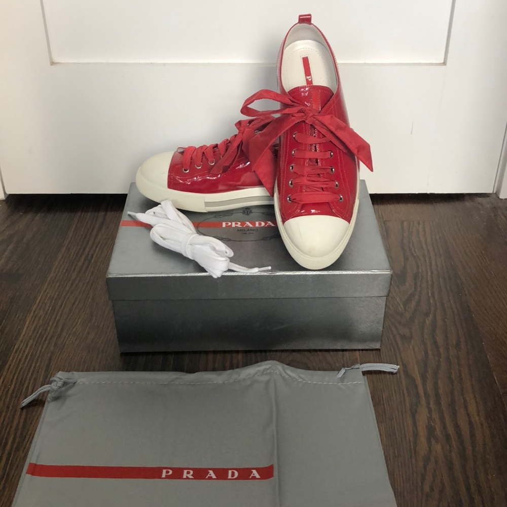 Prada Calzature Donna Patent Leather Sneakers